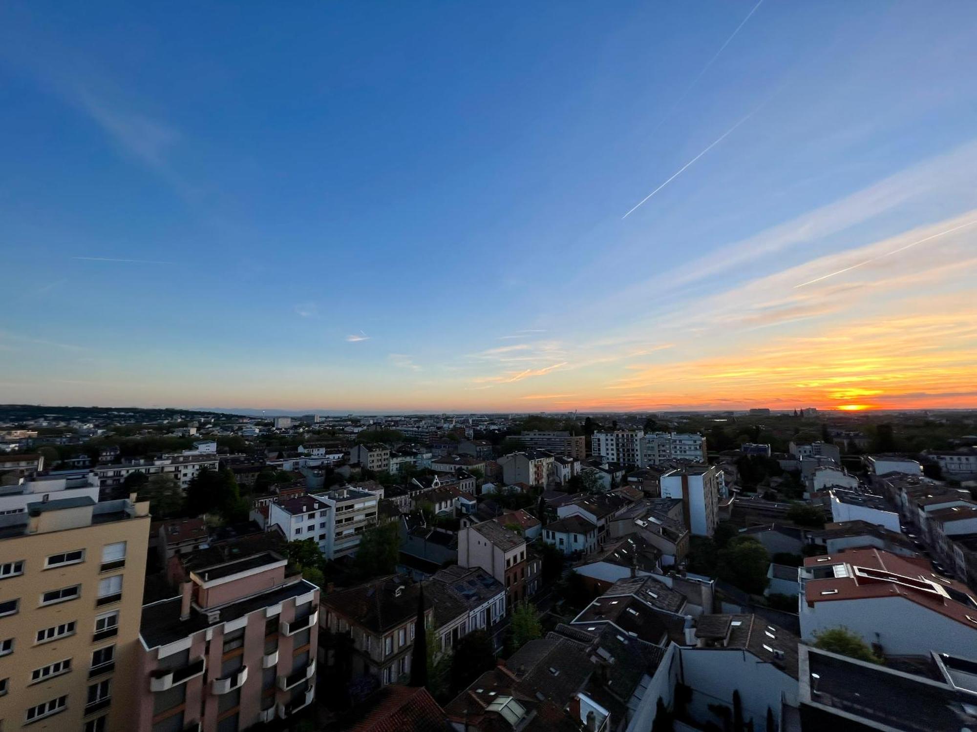 Sunset Duplex - Grand-Rond, Jardin Des Plantes, Centre-Ville, 2 Bdrs 60M2, Ac, Free Public Car Park 200M Away, Netflix - T3 60M2 Avec Clim, Parking Public Gratuit A 200M 툴루즈 외부 사진