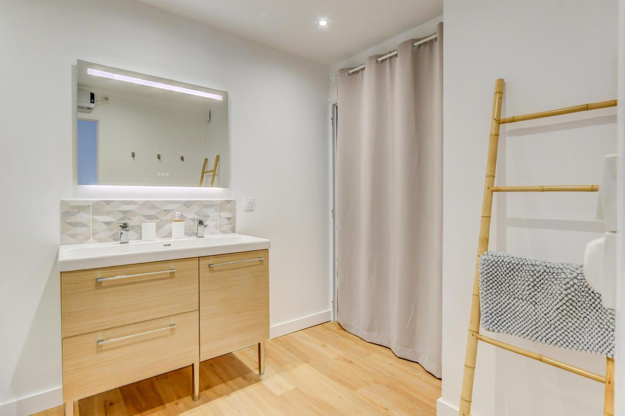 Sunset Duplex - Grand-Rond, Jardin Des Plantes, Centre-Ville, 2 Bdrs 60M2, Ac, Free Public Car Park 200M Away, Netflix - T3 60M2 Avec Clim, Parking Public Gratuit A 200M 툴루즈 외부 사진