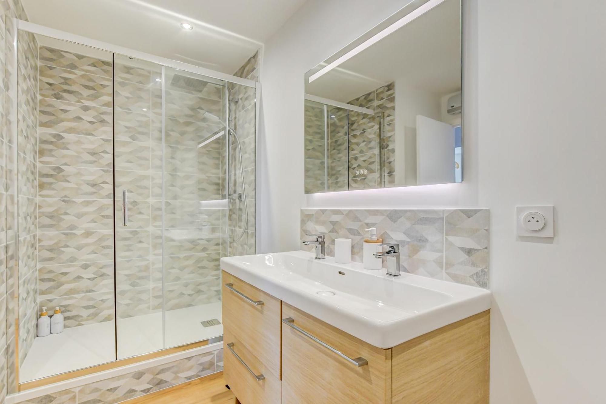 Sunset Duplex - Grand-Rond, Jardin Des Plantes, Centre-Ville, 2 Bdrs 60M2, Ac, Free Public Car Park 200M Away, Netflix - T3 60M2 Avec Clim, Parking Public Gratuit A 200M 툴루즈 외부 사진